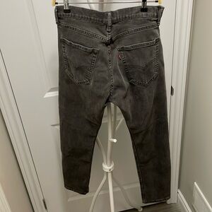 Grey Levi’s Jeans